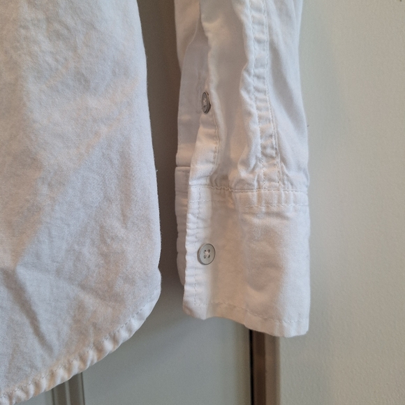 White Button Up by Prince and Fox in Small - Picture 2 of 4